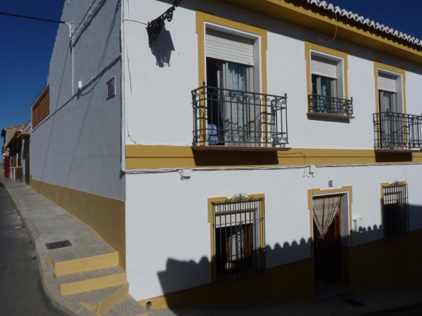 Substantial Townhouse with large garage   