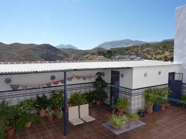 Spacious townhouse with nice views in an historic area of Antequera town. 	