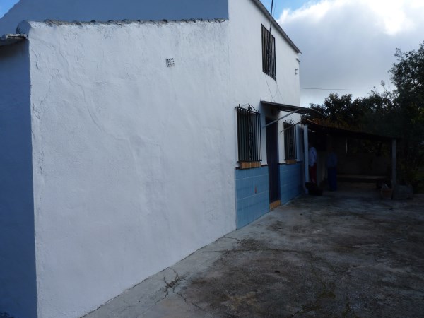 Large Finca with 13,000 m2 of fruit productive land. Swimming pool. Antequera region. 
